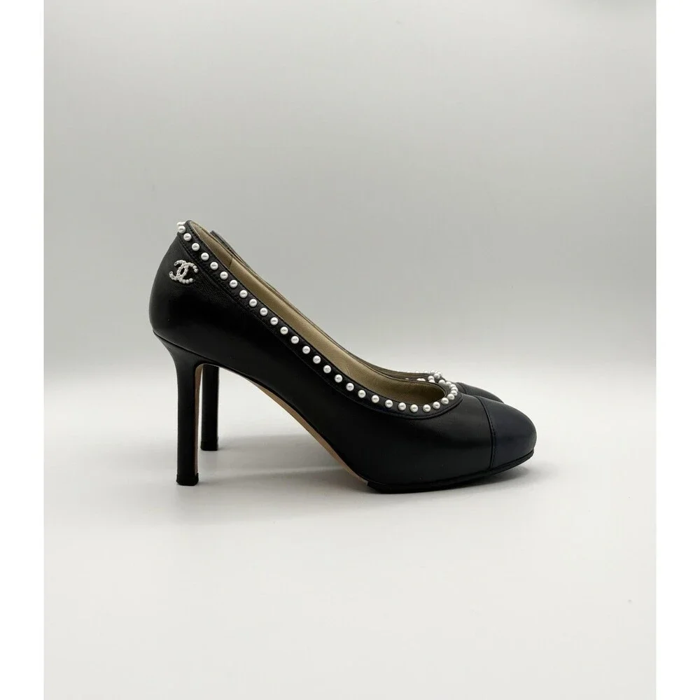 Chanel Black & Navy Cap Toe Heels Pearl Embellishments CC Logo Size EU 35.5